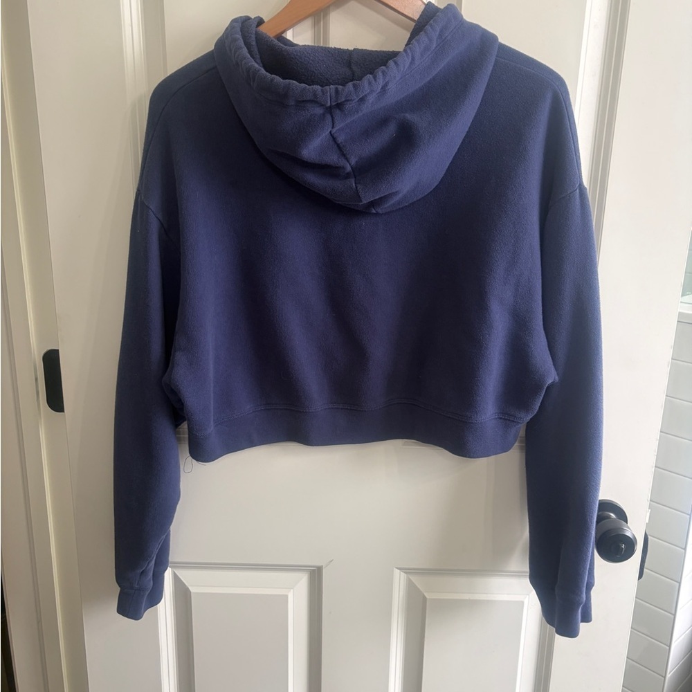 Great condition L PINK Victoria's Secret Navy Cropped Hoodie with Green Logo. - Picture 8 of 10